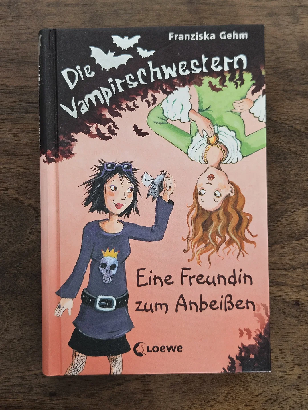 Die Vampirschwestern (Band 1) - Eine Freundin zum Anbeißen - Franziska Gehm - Bild 1