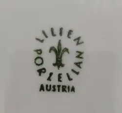 Lilien Porzellan - Kanne mit Weihnachtsmotiv - Bild 3