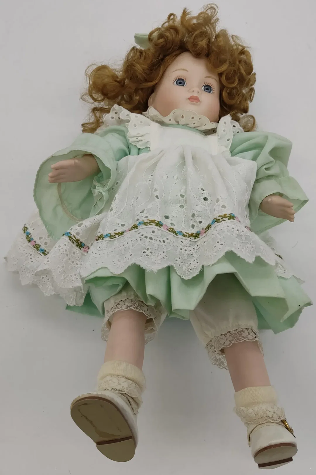 Vintage Porzellanpuppe mit Stoffkörper ca 38cm – Bild 2