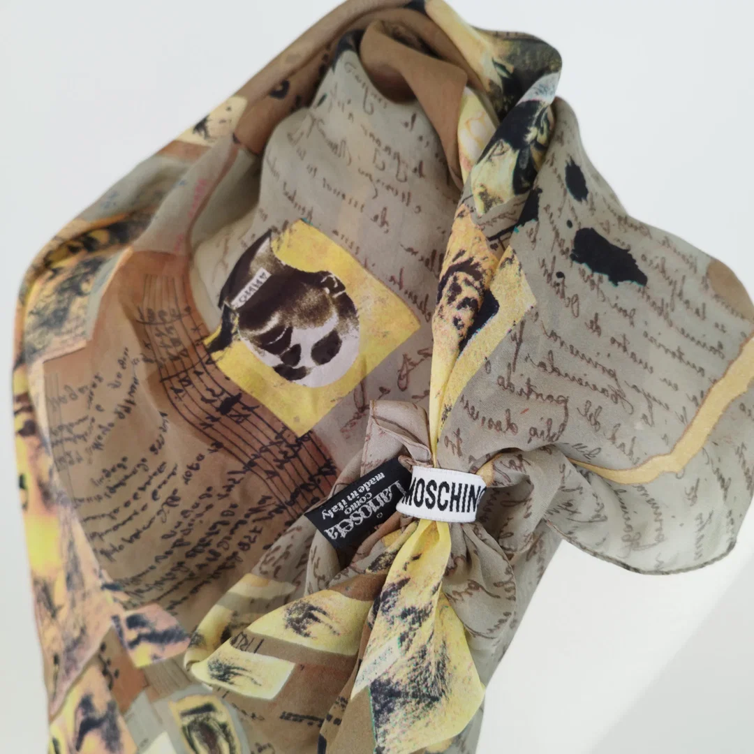 Moschino Schal mit historischem Motiv – Bild 4