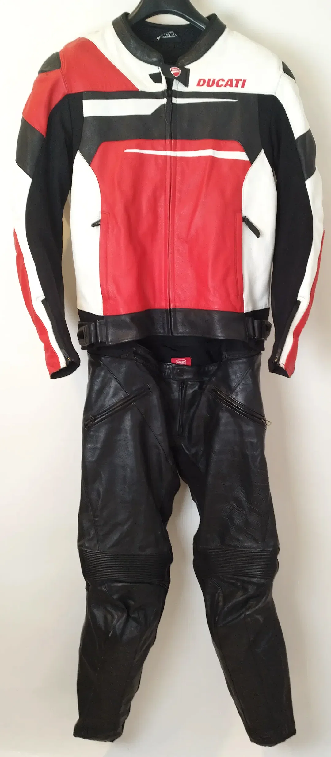 Motorradkombi Leder Ducati / Alpinestars | Erprobter Begleiter - Bild 1