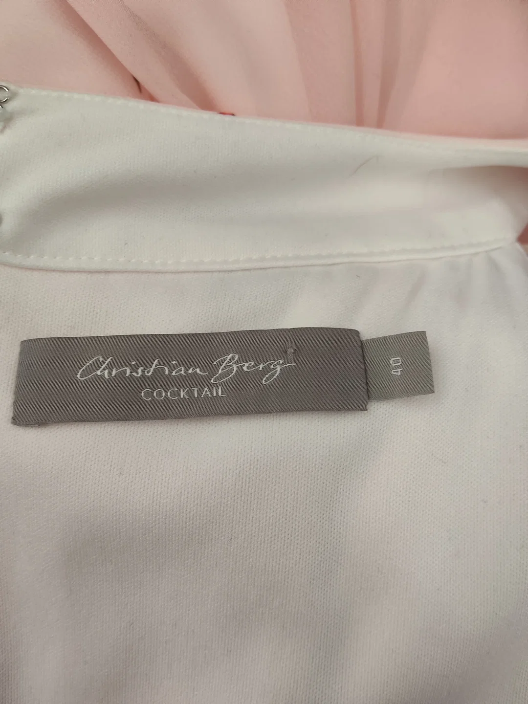 Midikleid Christian Berg Geblümt | Festlicher Charme – Bild 4