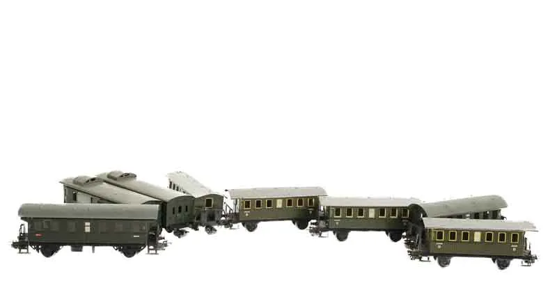 Märklin Personen- und Gepäckwagen 8 Stück Blechgehäuse H0 - Bild 4
