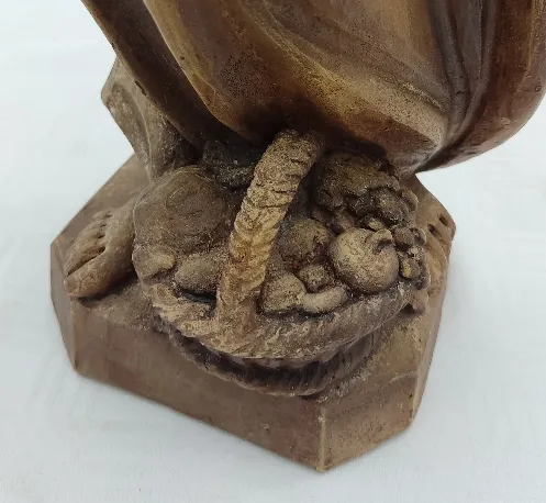 Heilige Elisabeth Statue aus Holz – Bild 4