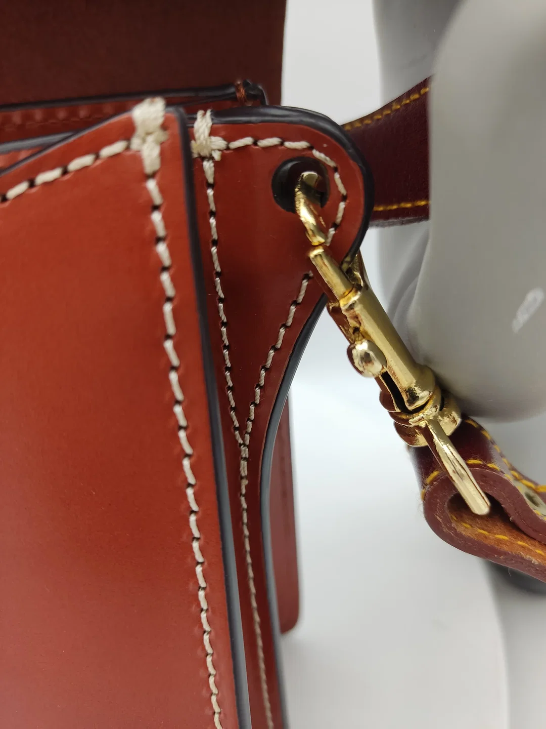 Dooney & Bourke Flap Crossbody Leder Handtasche | Eleganter Klassiker – Bild 9