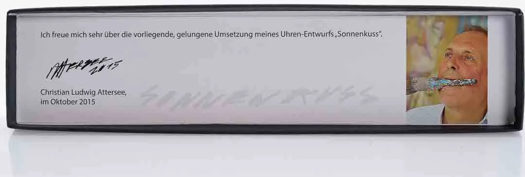 Attersee Special: Kompass Wanderführer und Lesestoff von Franz Reisecker & Michael Niavarani und eine Armbanduhr "Sonnenkuss" – Bild 8