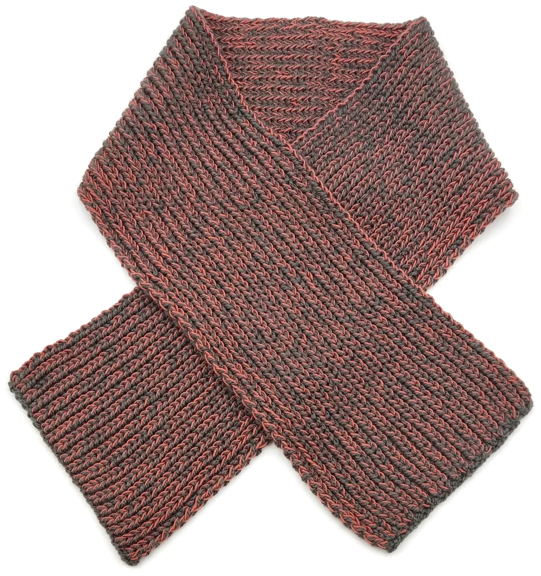 Handgestrickter Schal – Bild 1