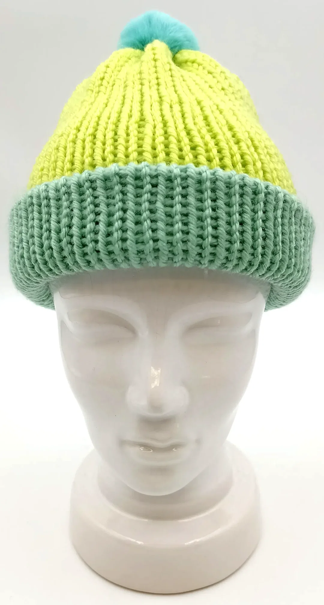 Handgestrickte Pudelmütze – Bild 2