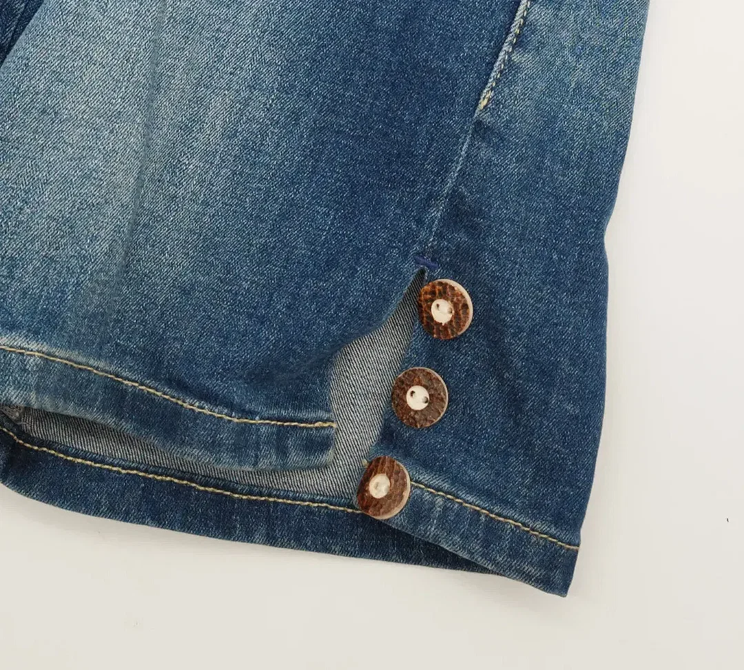 Jeans-Shorts, Almgwand bestickt | Trachten-Charme – Bild 6