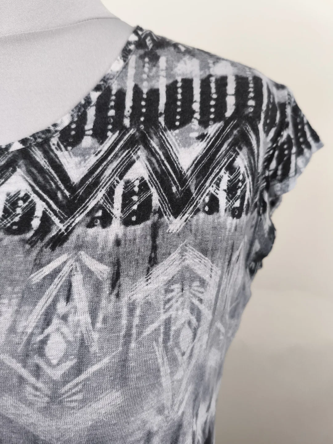 Charles Vögele, Damenshirt, Gr. M – Bild 2