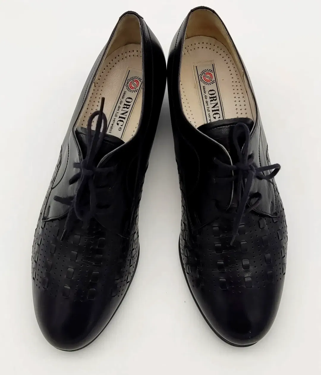 Ornig Damenschuhe aus Leder mit kleinem Absatz schwarz - Gr. UK 7, EUR 40 - Bild 4