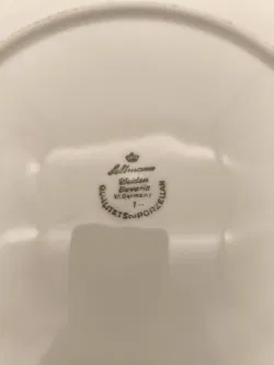 Seltmann Weiden  Porzellanteller Durchmesser 27cm Jean-Honoré fragonard sujet Goldrand - Bild 2