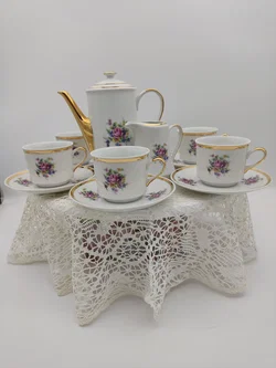  Porzellan-Teeservice mit Kanne & Milchkännchen, Goldrand | Vintage-Charme - Bild 2