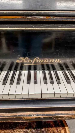 Antiker Hofmann Flügel mit Klavierhocker Wiener Klavierbau Vintage – Vorschau 4